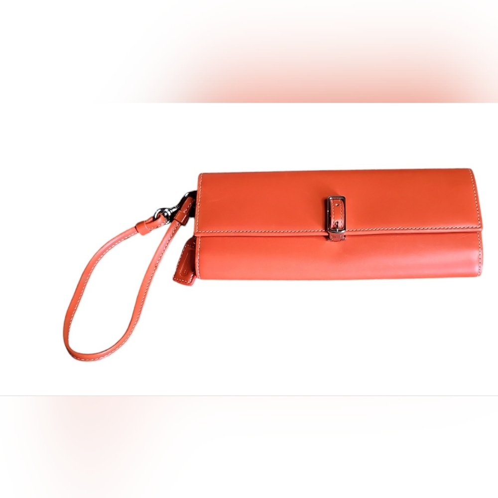 Coach Vintage Orange Leather Clutch wallet with flip silver Clasp